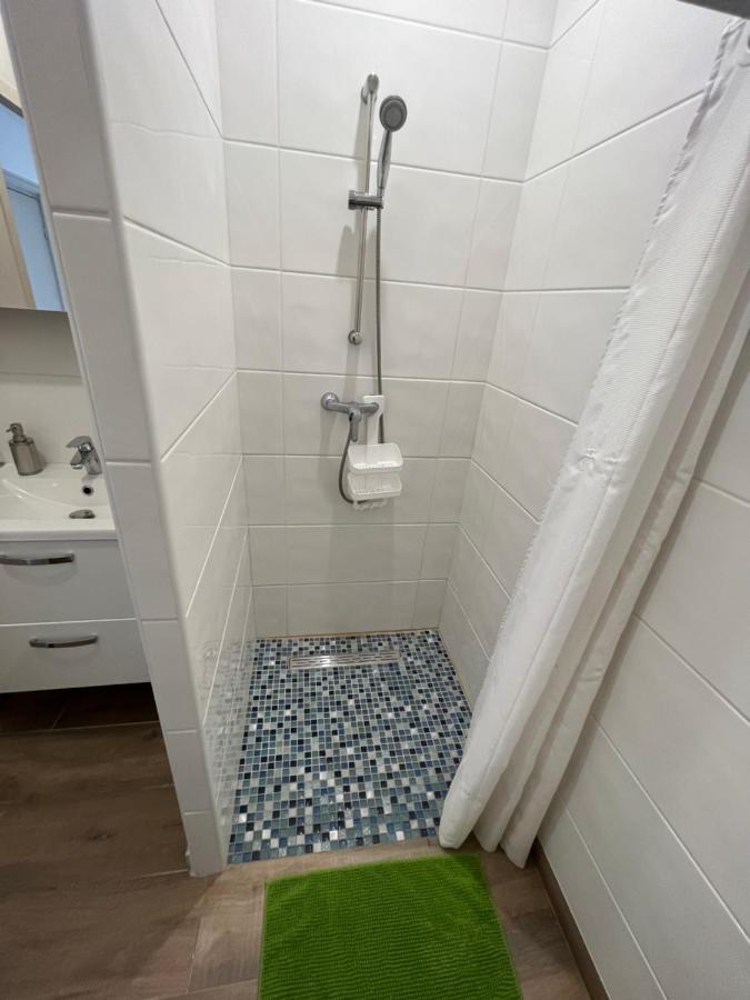 Appartement Renove A 15 Min De Lyon Saint-Fons Ngoại thất bức ảnh